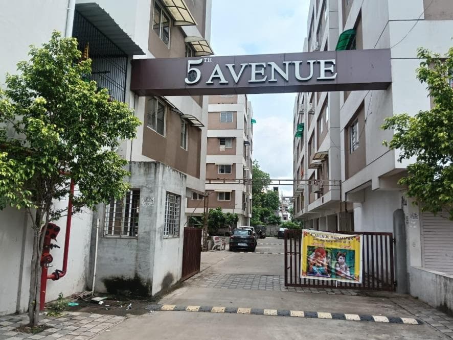 Property Photos 22