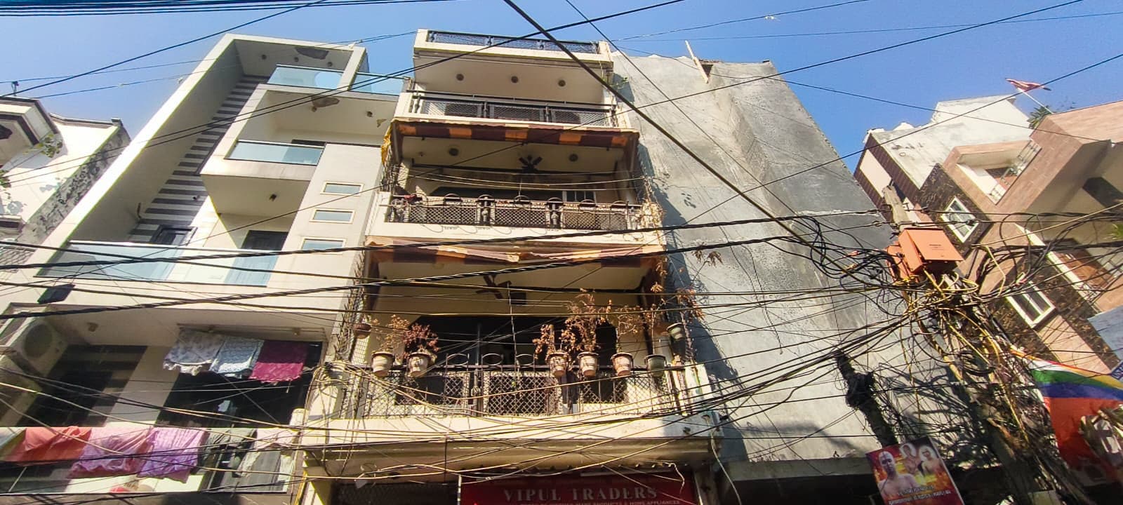 Property Photos 25