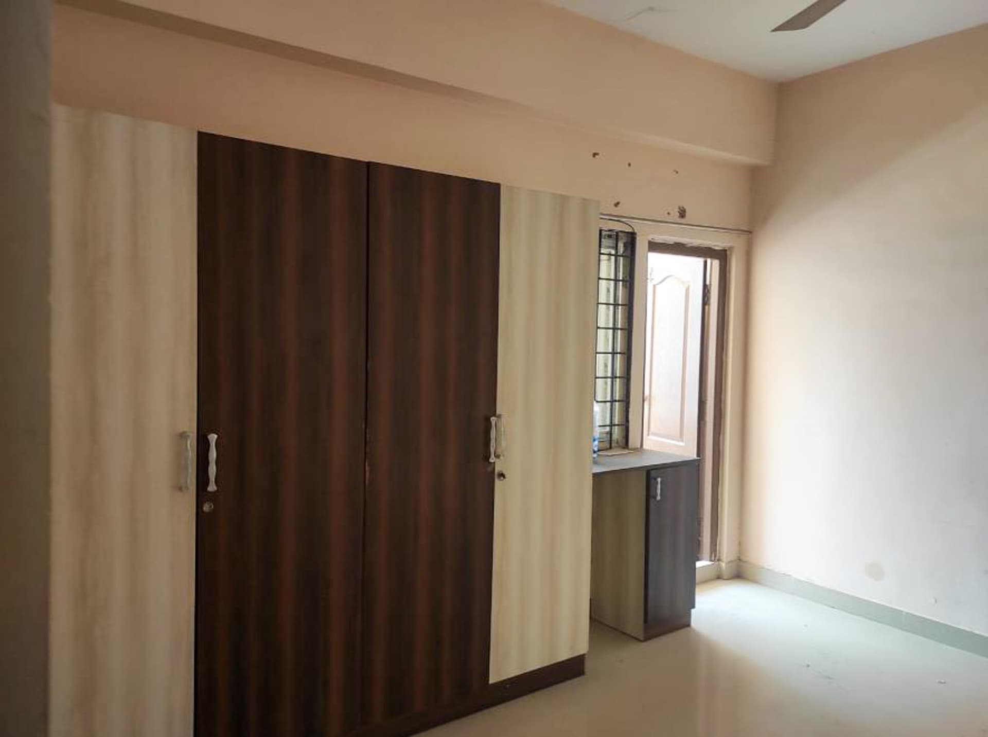 Property Photos 22