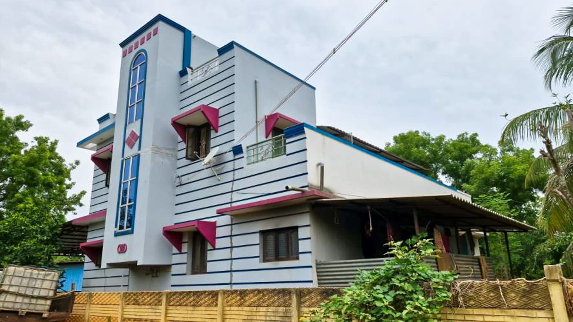 Property Photos 9