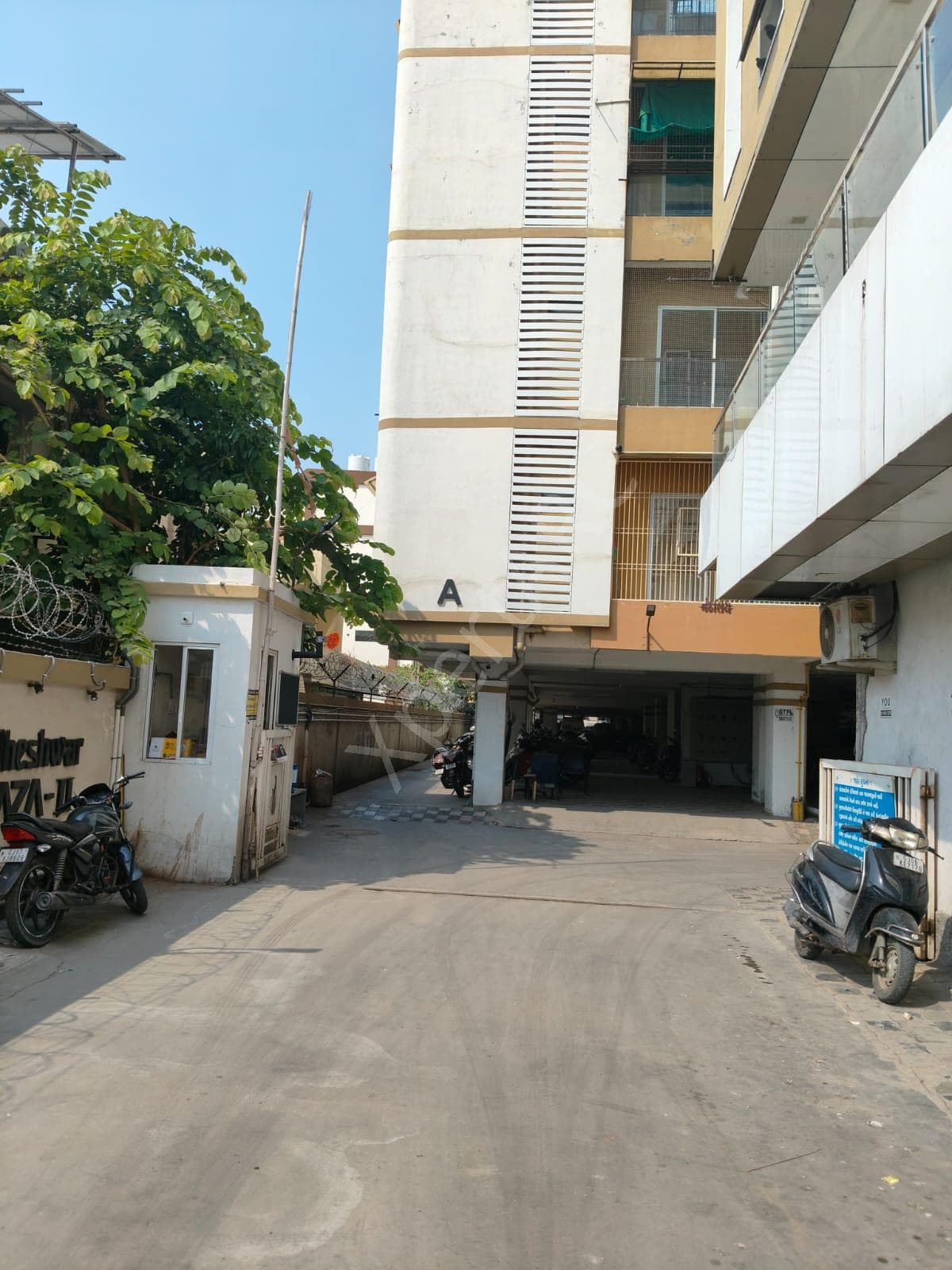 Property Photos 7