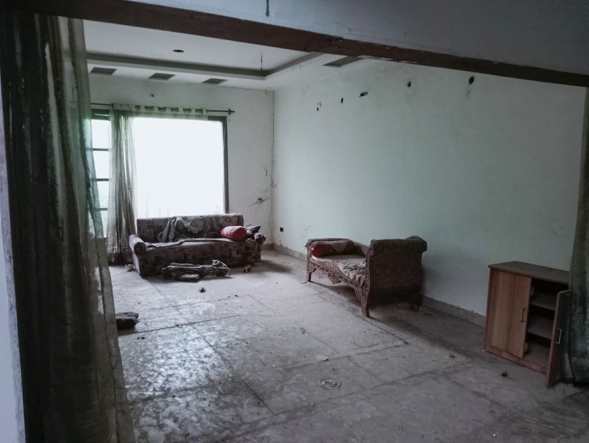 Property Photos 8