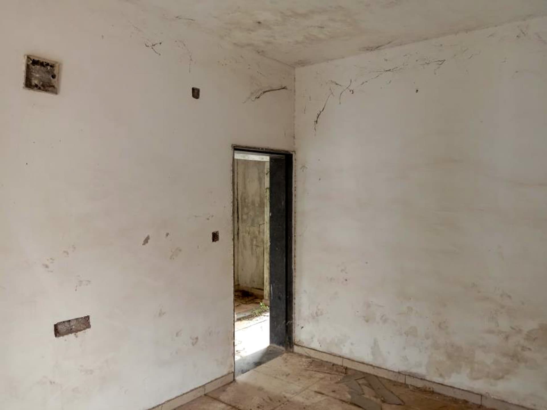 Property Photos 28