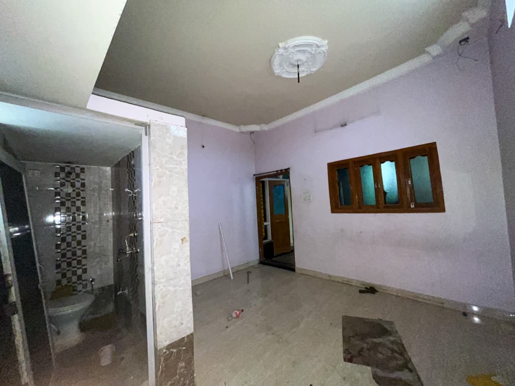 Property Photos 17