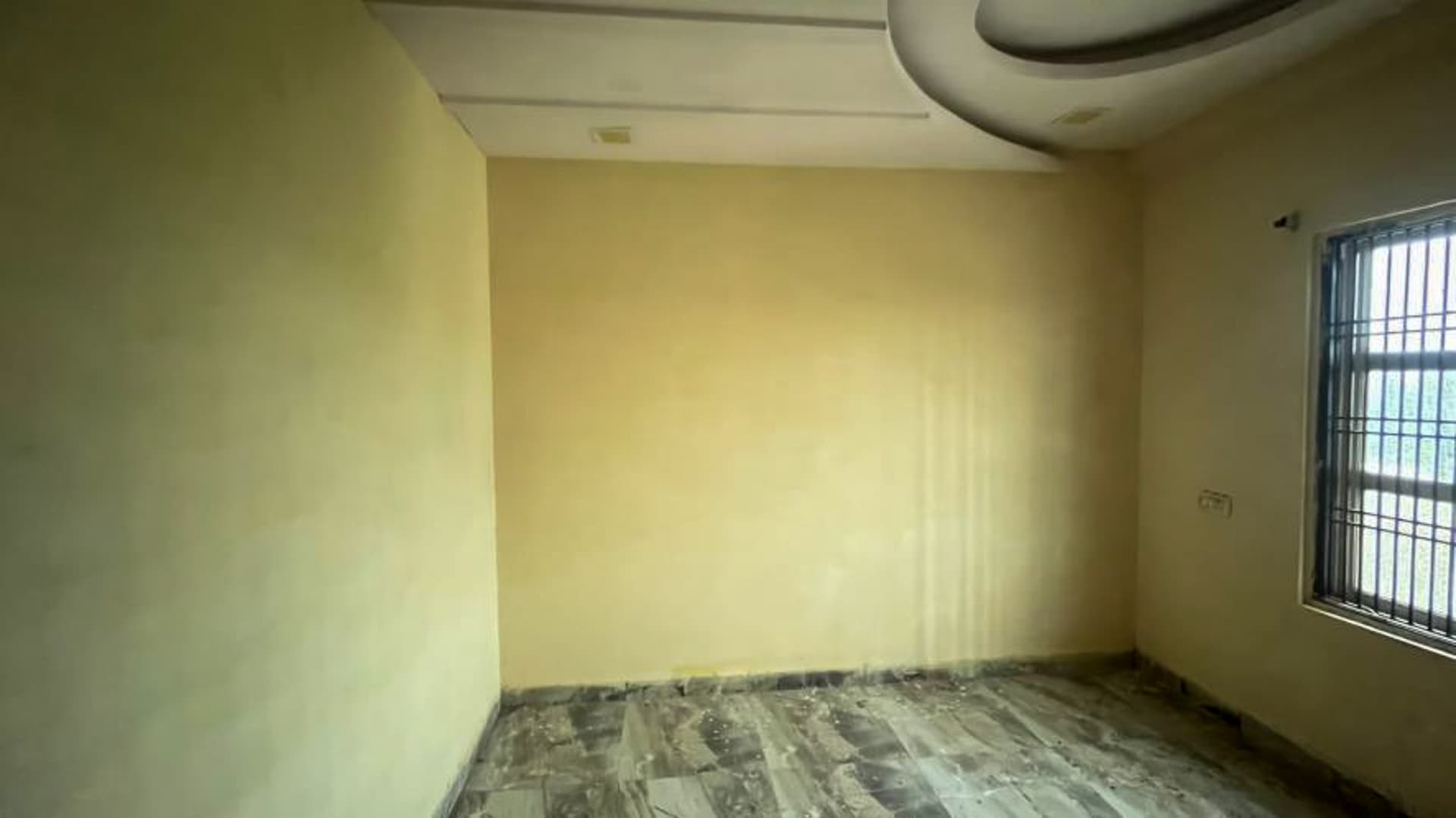 Property Photos 7