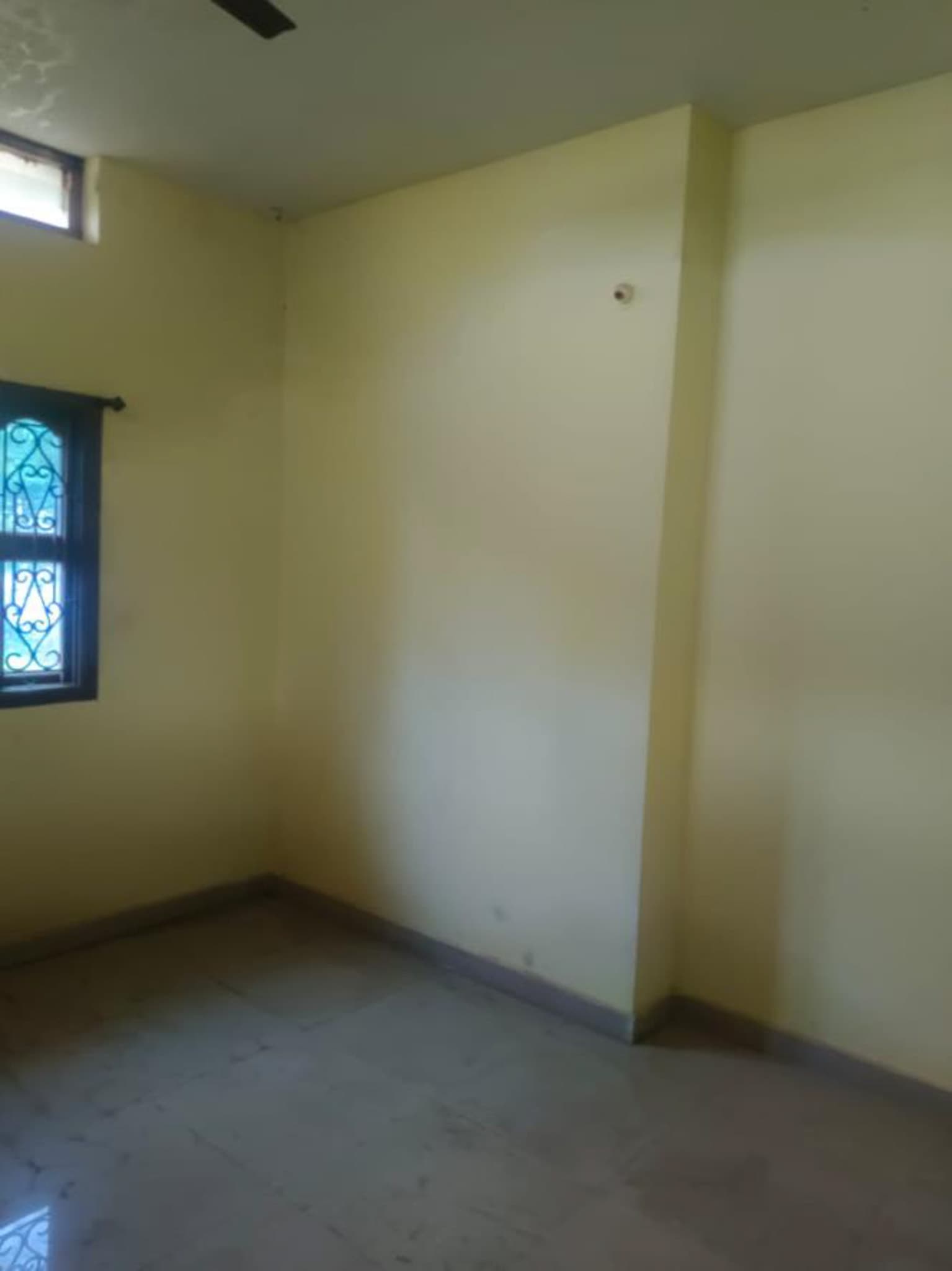 Property Photos 17