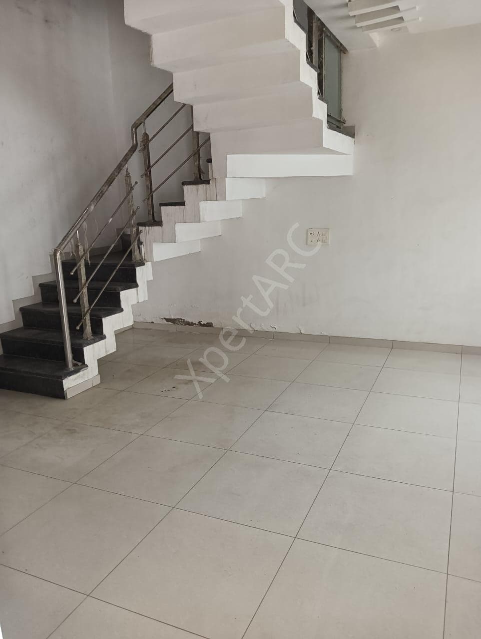 Property Photos 9