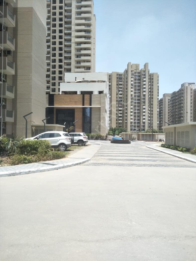 Property Photos 14