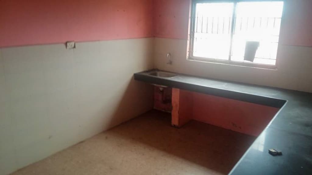 Property Photos 10