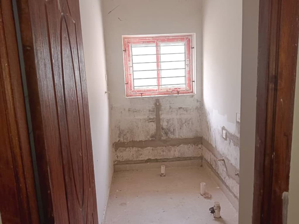 Property Photos 9