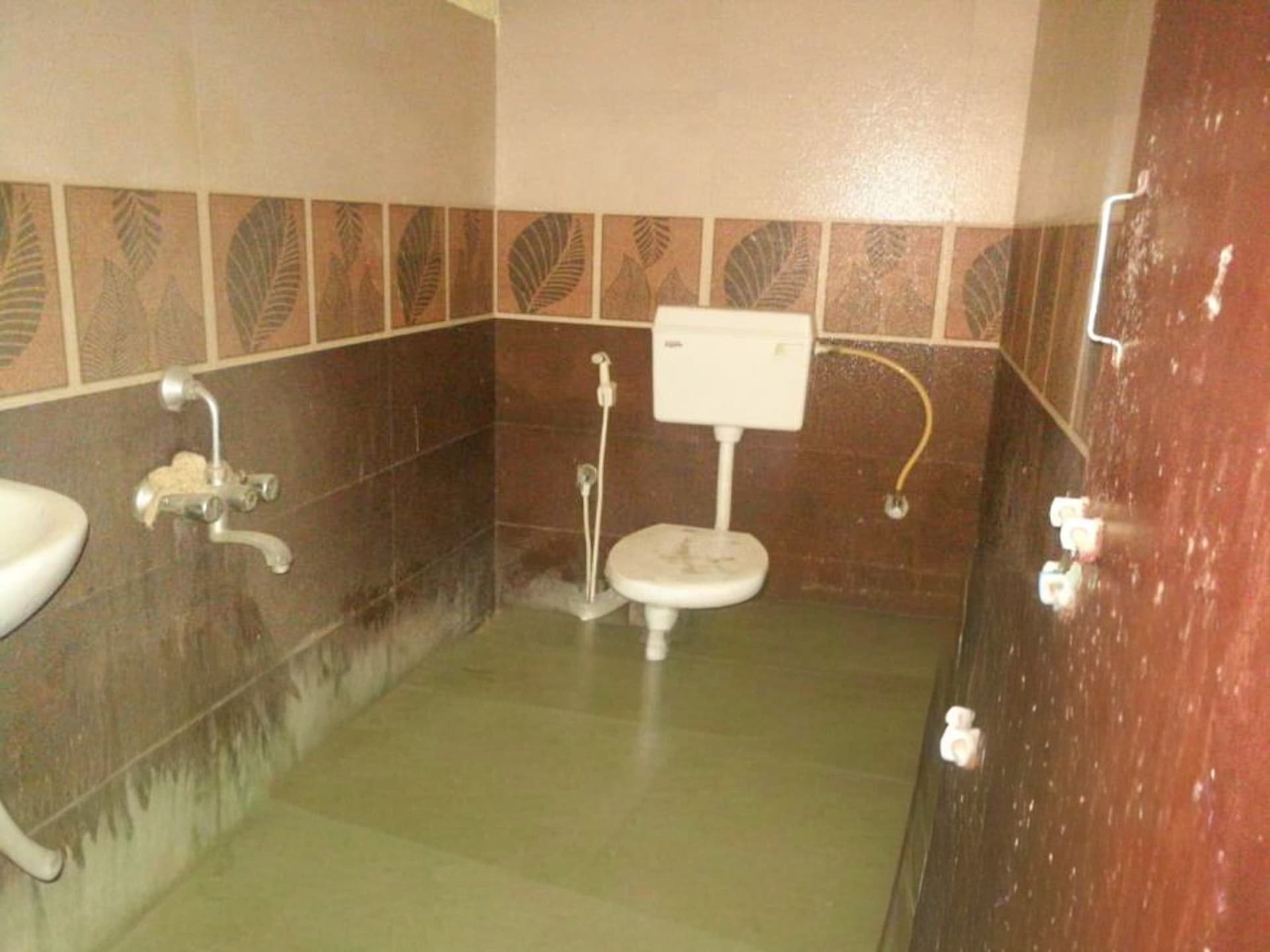 Property Photos 28