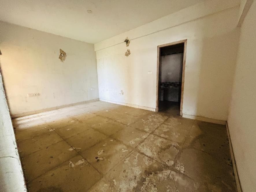 Property Photos 5