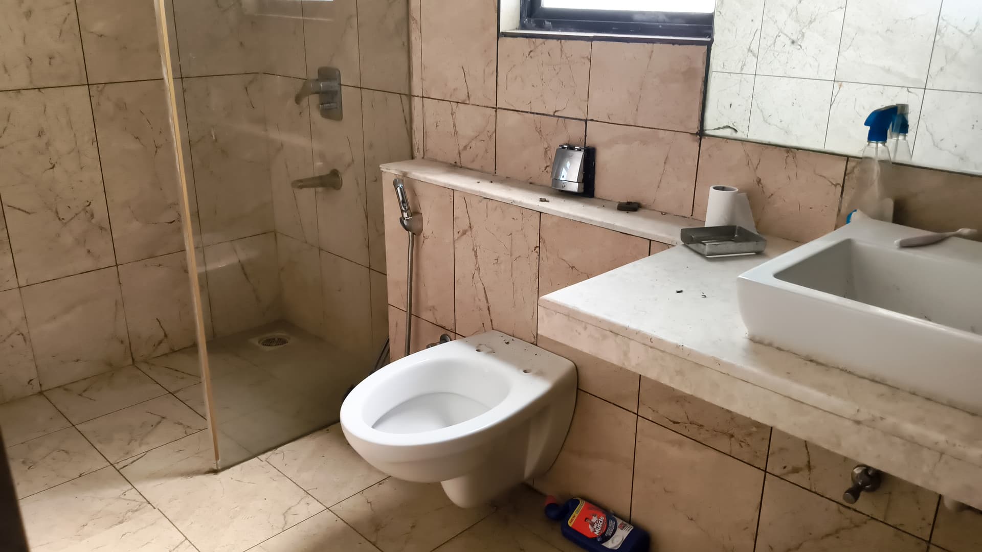 Property Photos 12