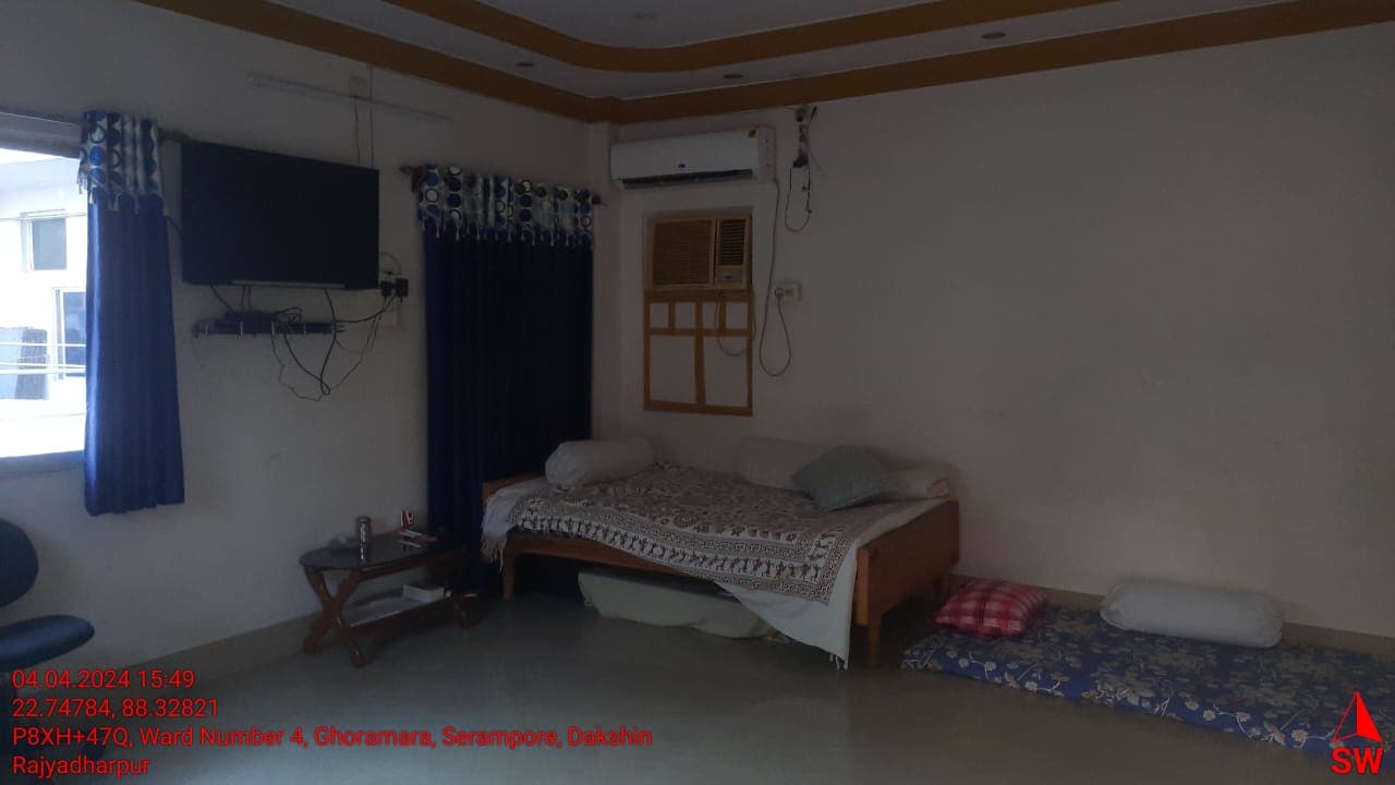 Property Photos 26