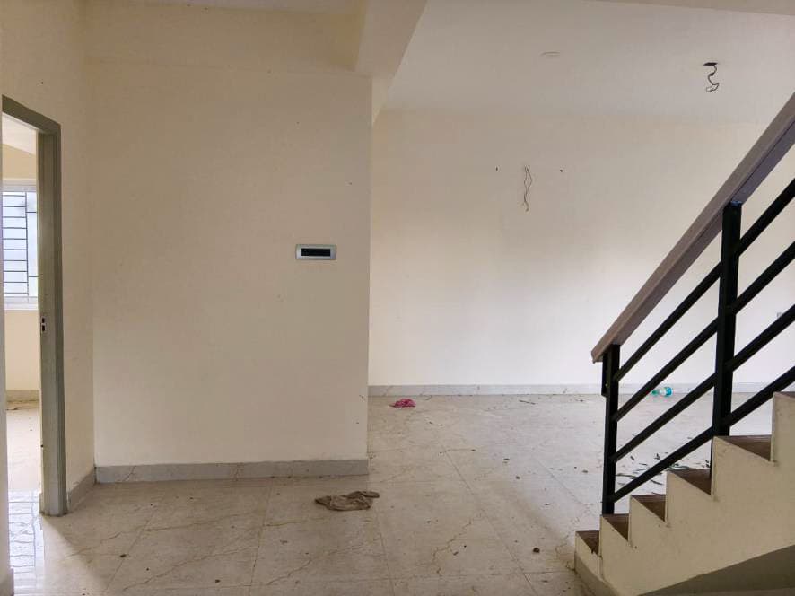 Property Photos 5