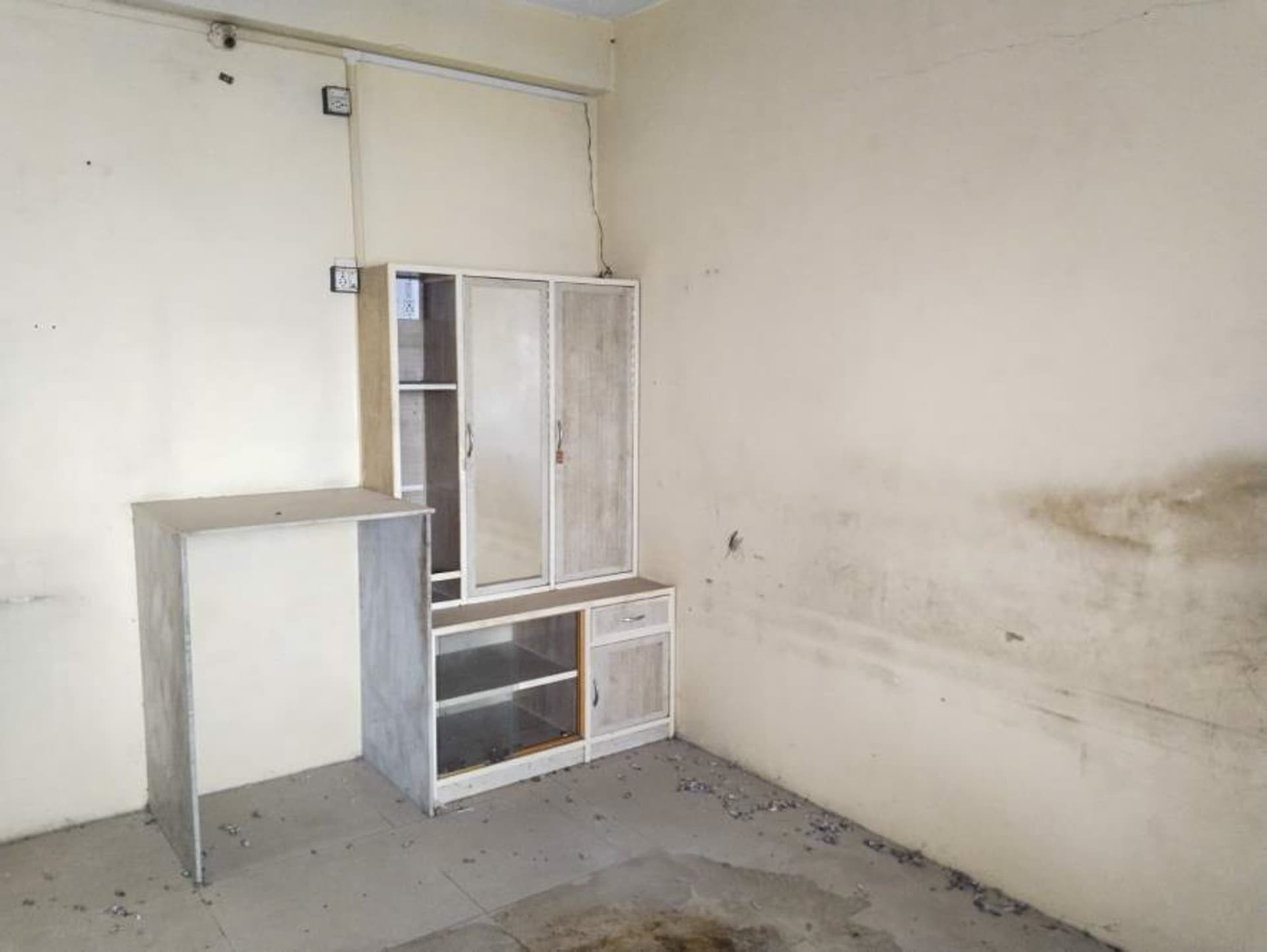 Property Photos 8