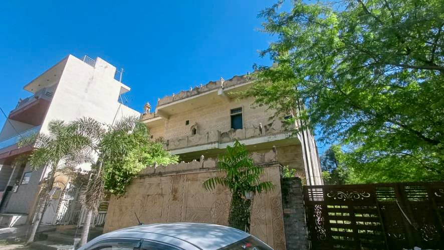 Property Photos 6