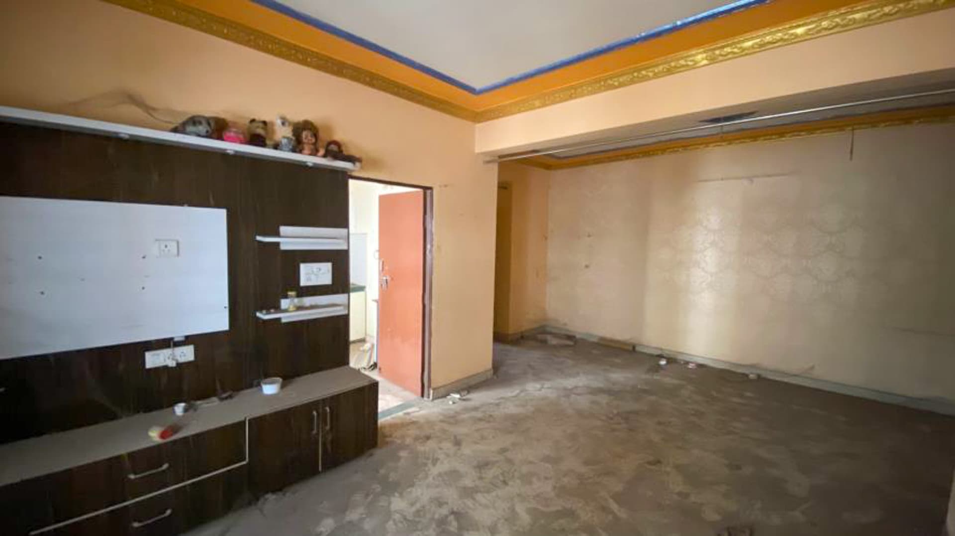 Property Photos 6