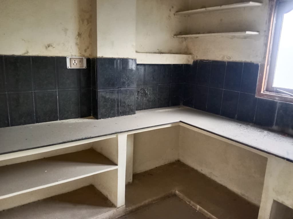 Property Photos 9