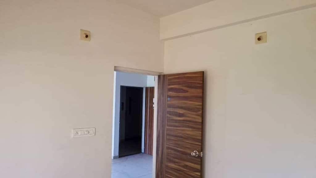 Property Photos 18