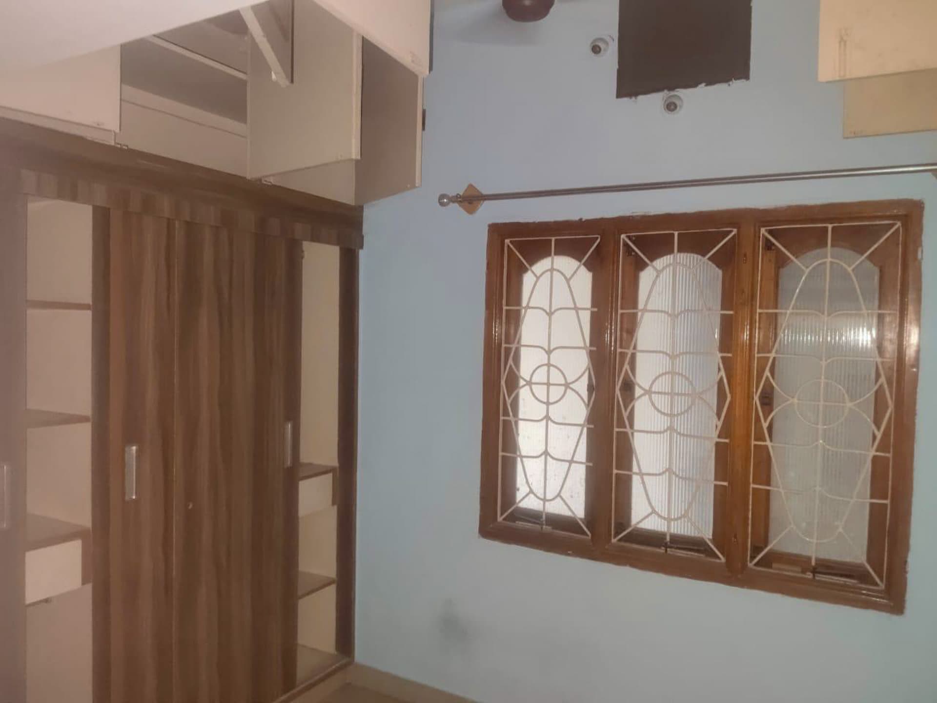 Property Photos 12