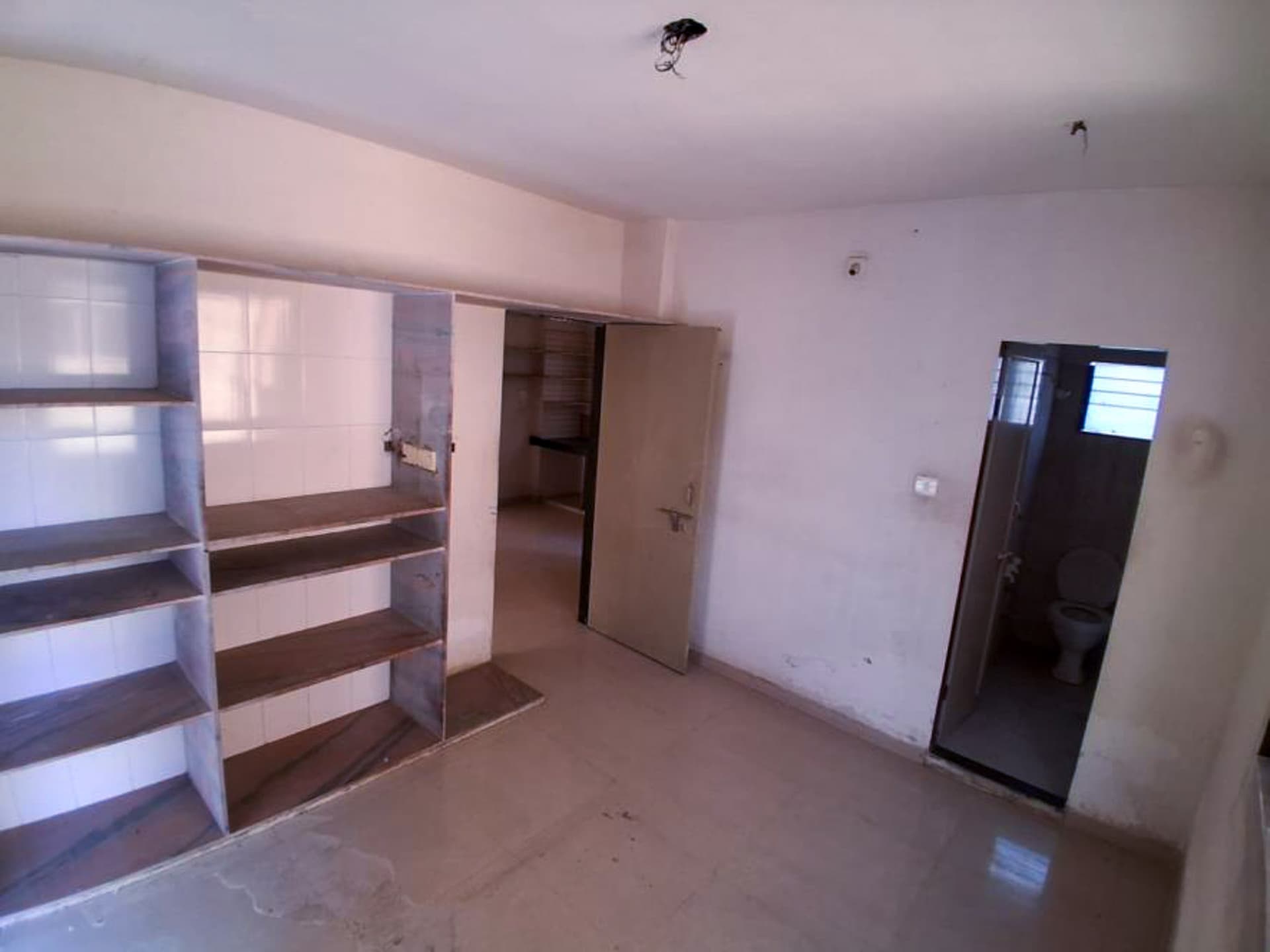 Property Photos 18