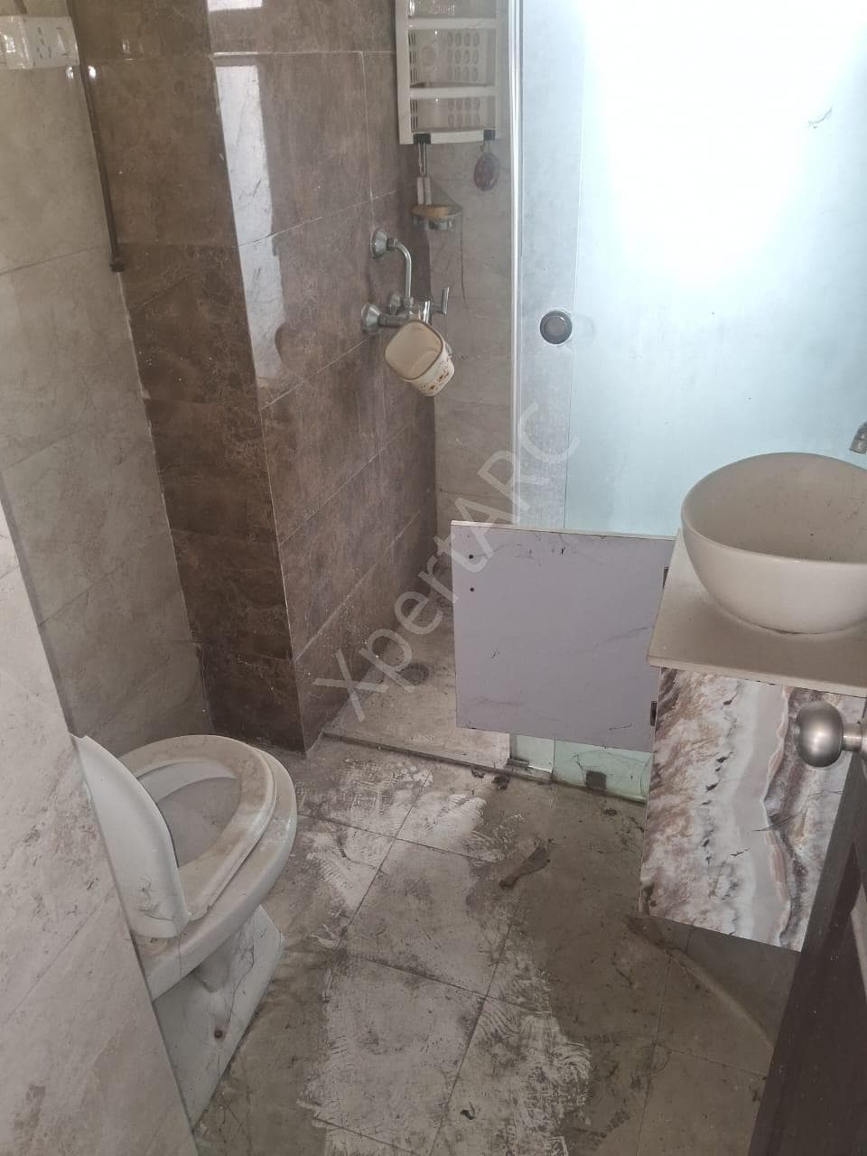 Property Photos 18