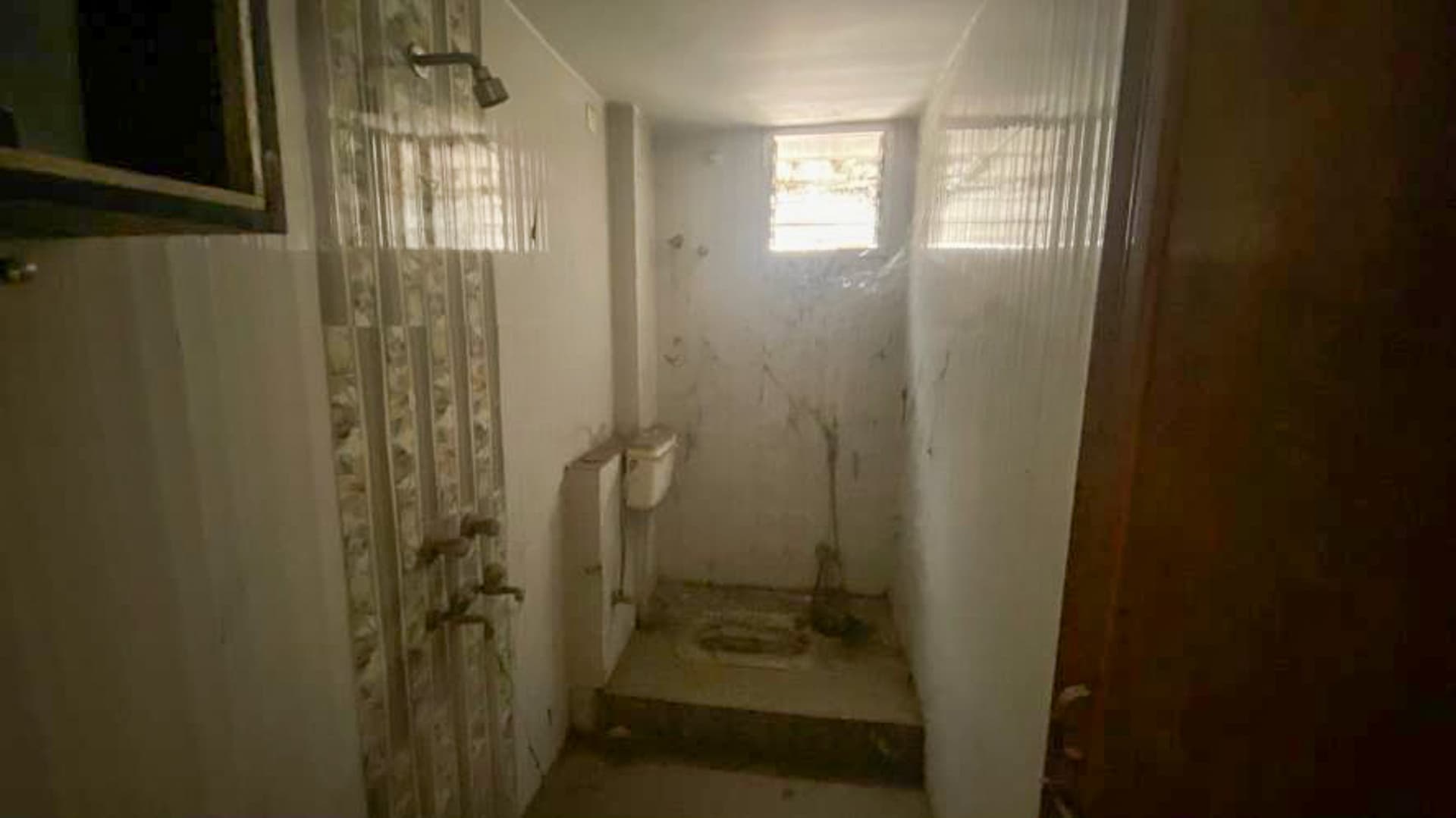 Property Photos 8