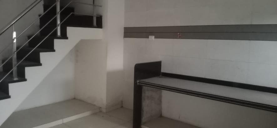 Property Photos 7