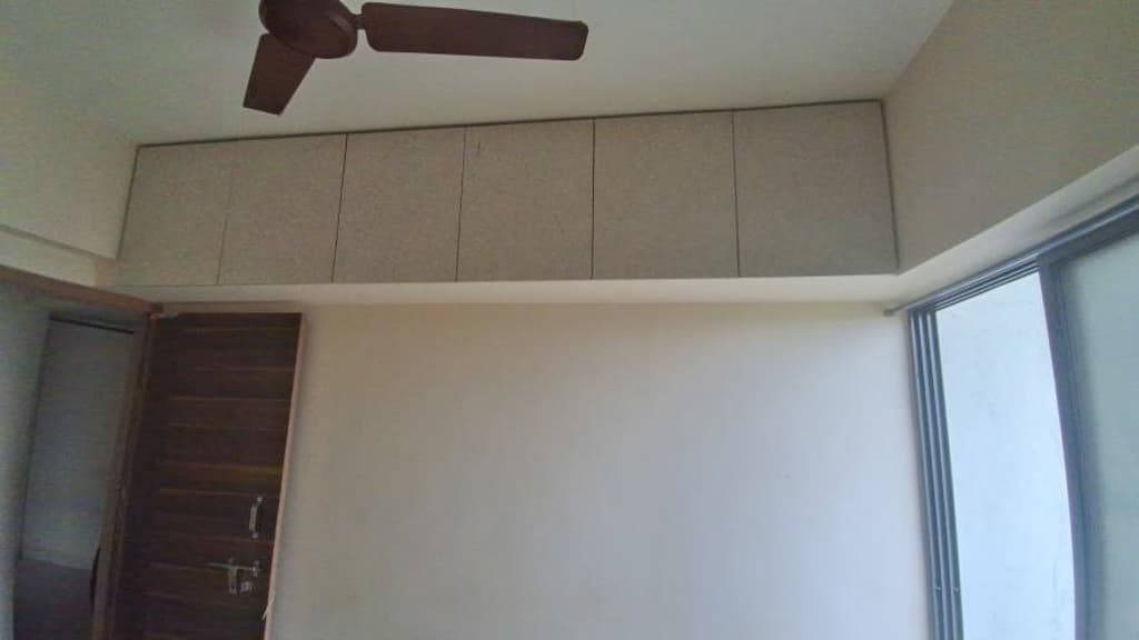 Property Photos 18