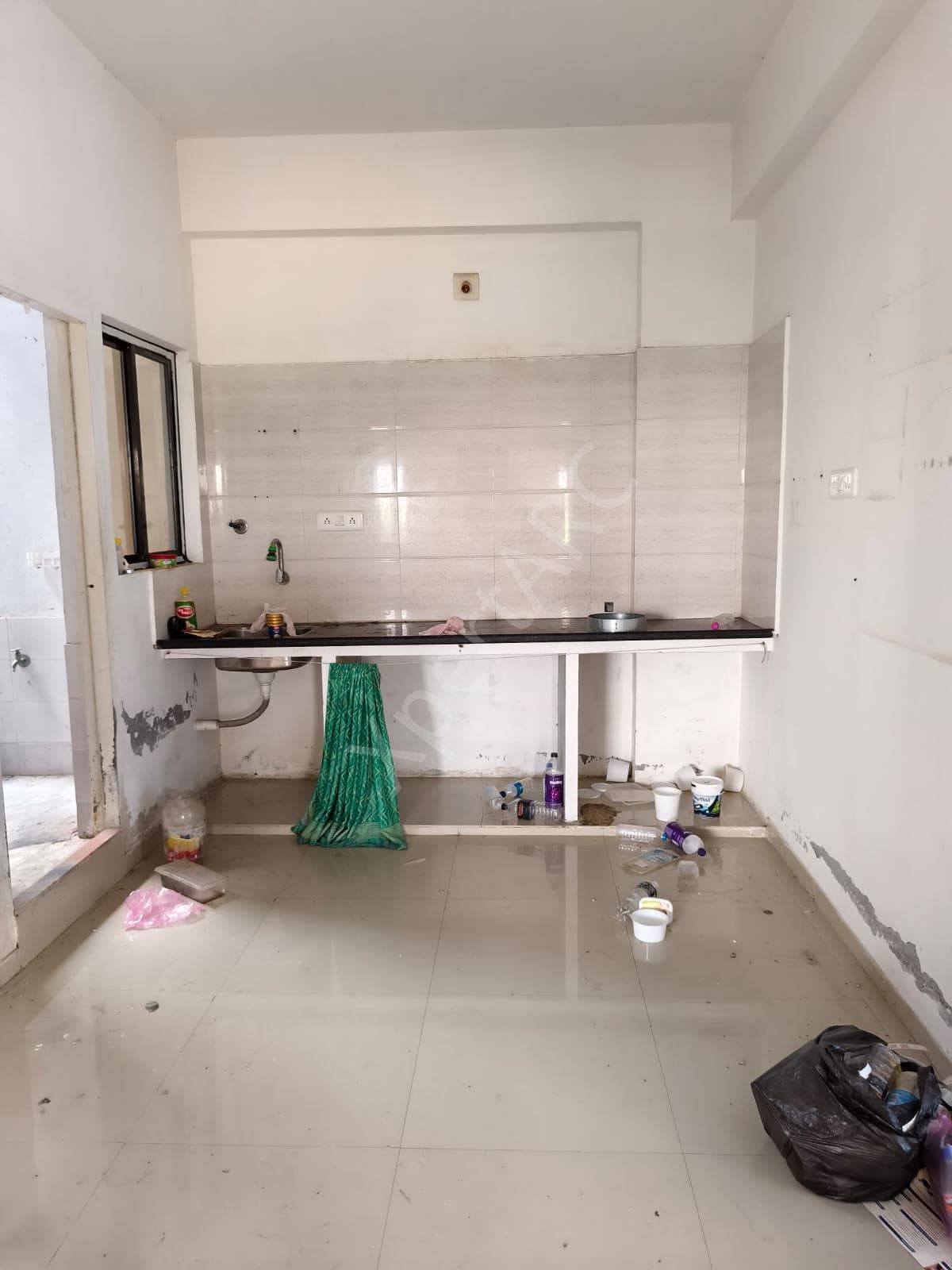 Property Photos 11