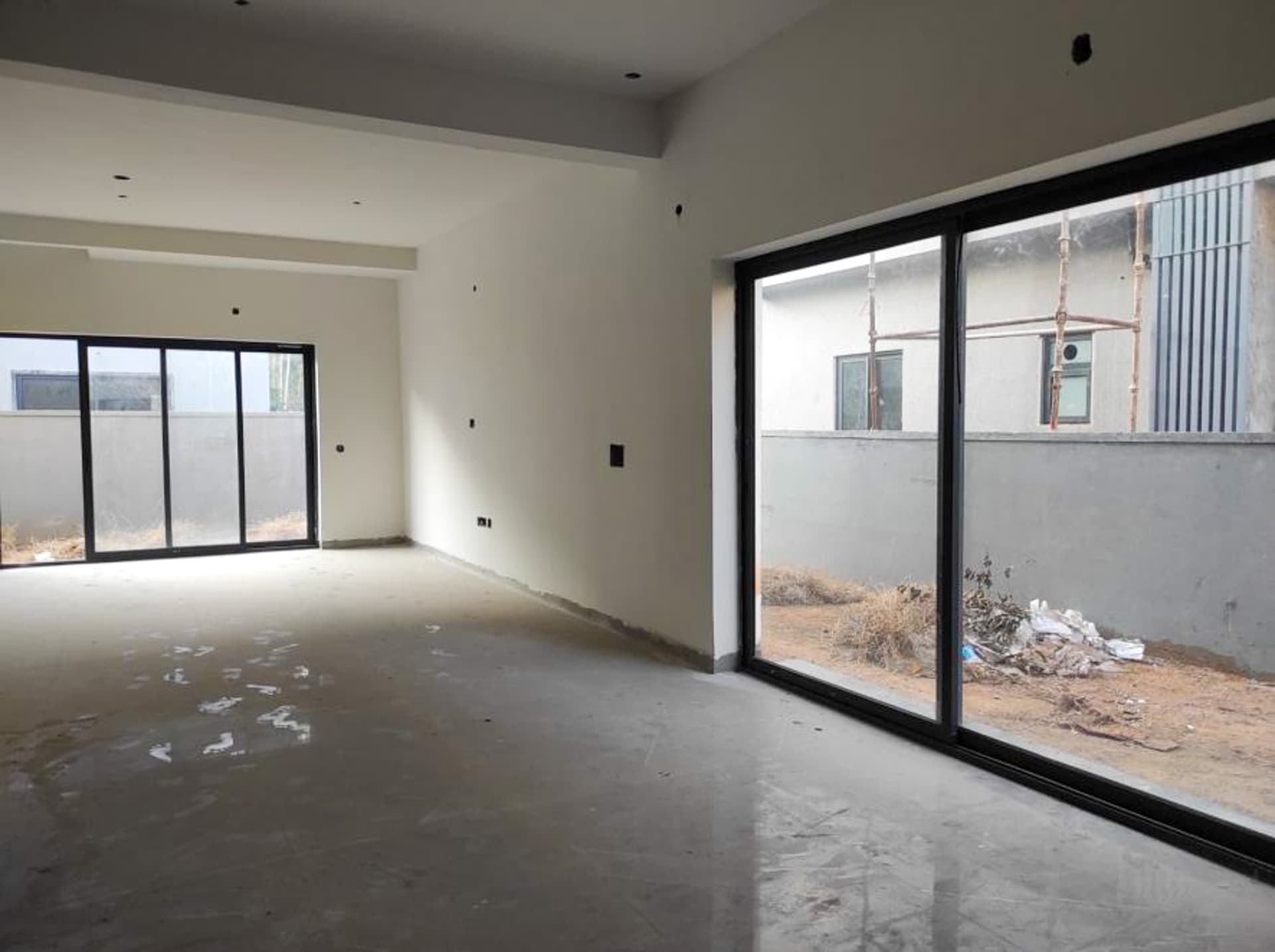 Property Photos 25