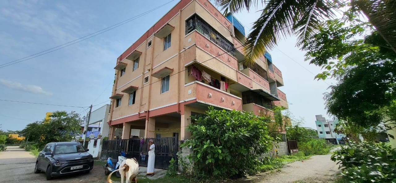 Property Photos 6