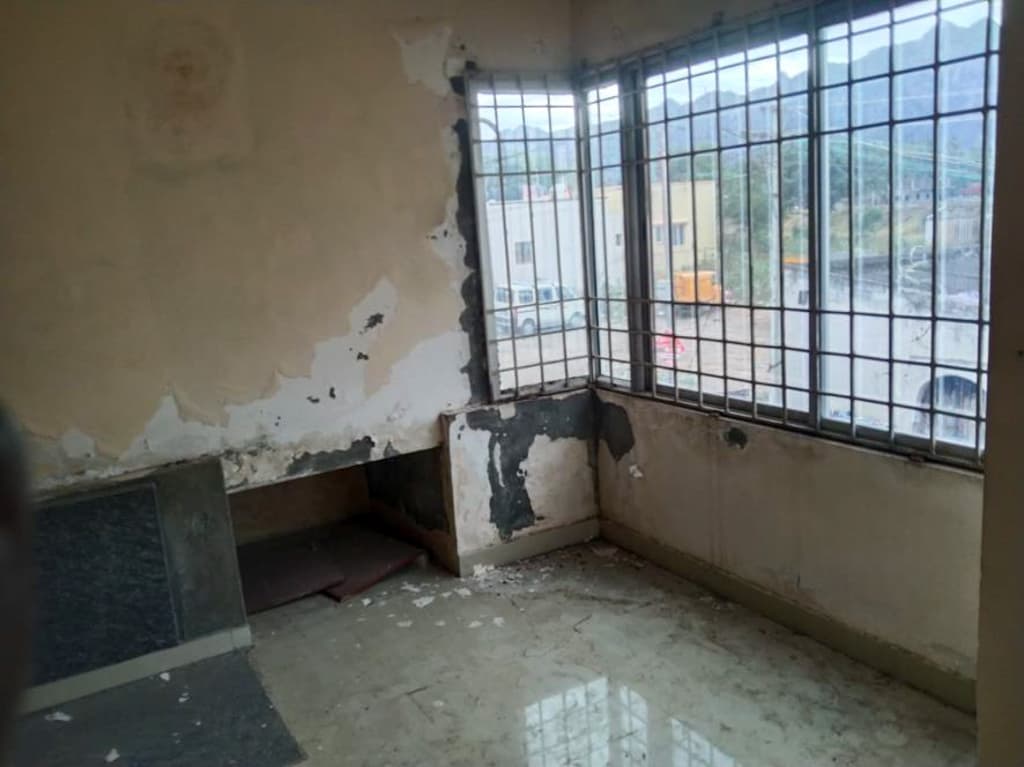Property Photos 7