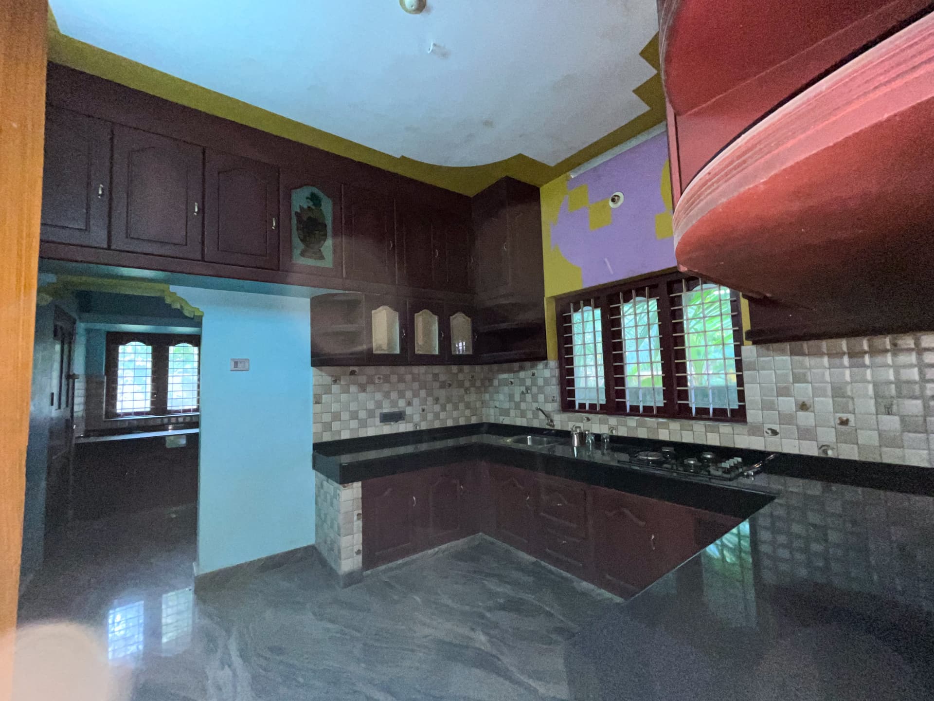 Property Photos 29
