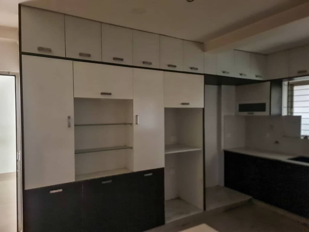 Property Photos 9