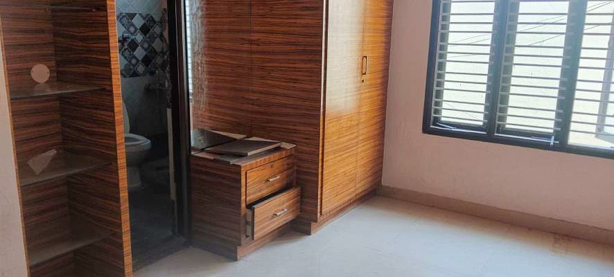 Property Photos 6
