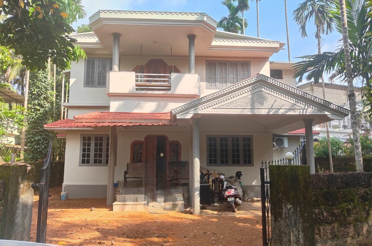 Property Photos 1