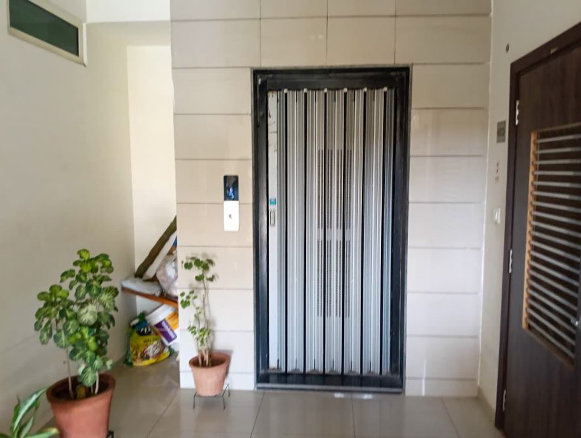 Property Photos 17