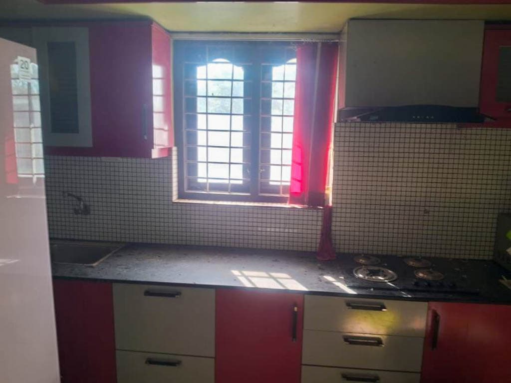 Property Photos 25
