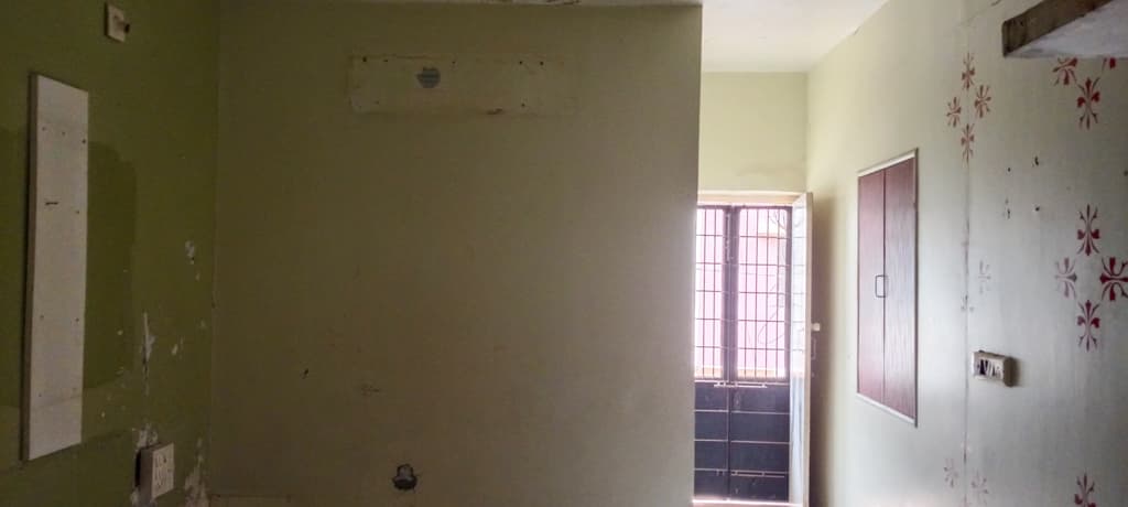 Property Photos 6