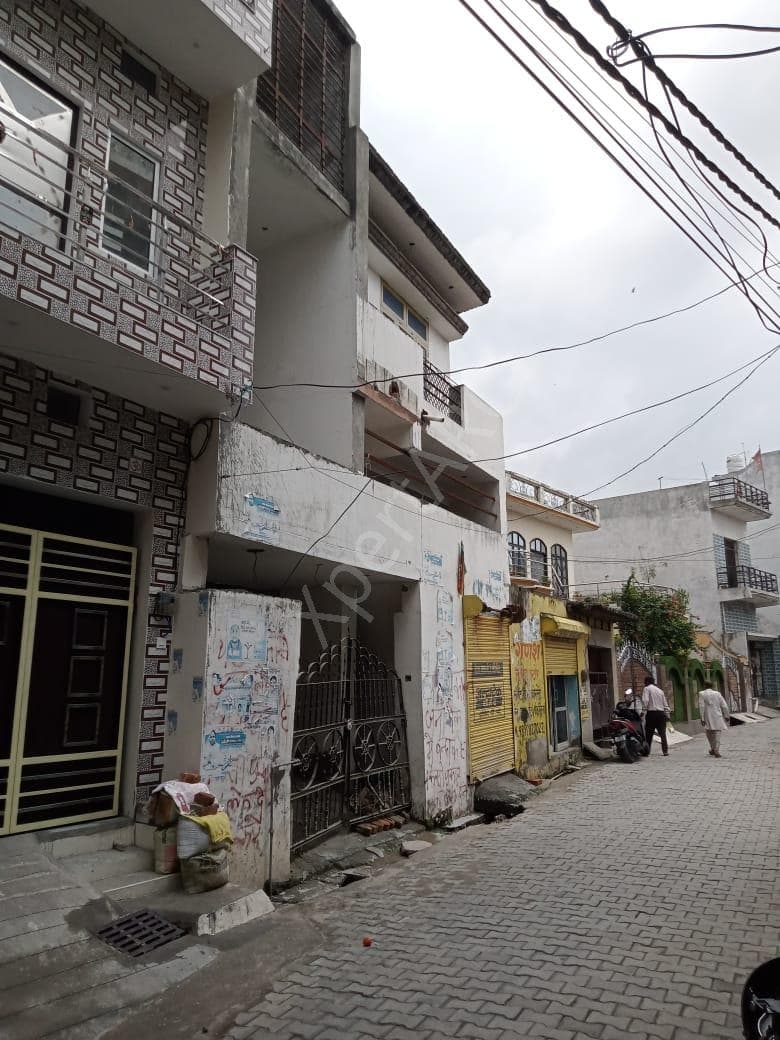 Property Photos 6