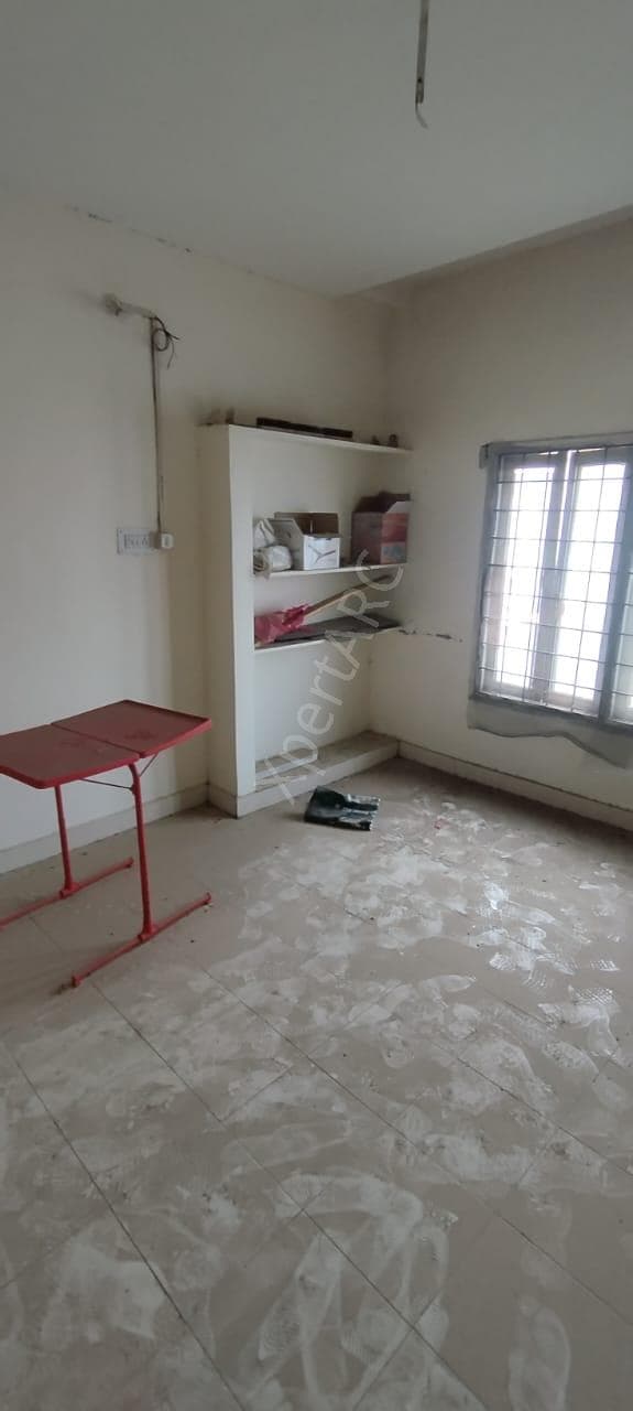 Property Photos 6