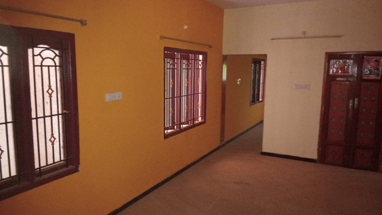 Property Photos 11