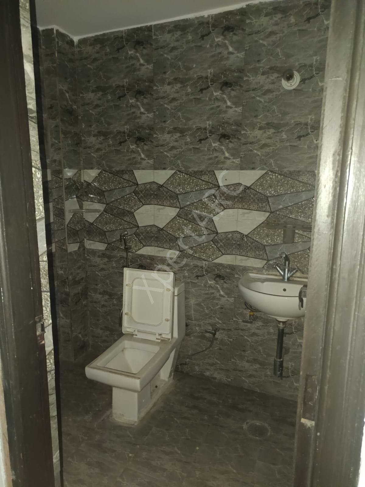 Property Photos 35