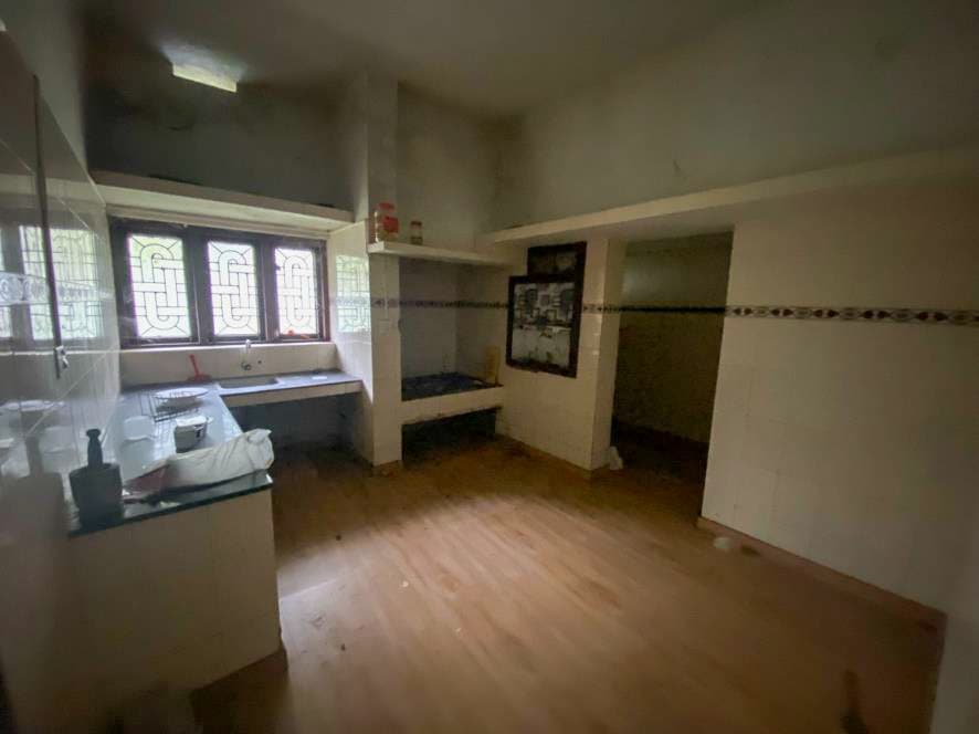 Property Photos 13