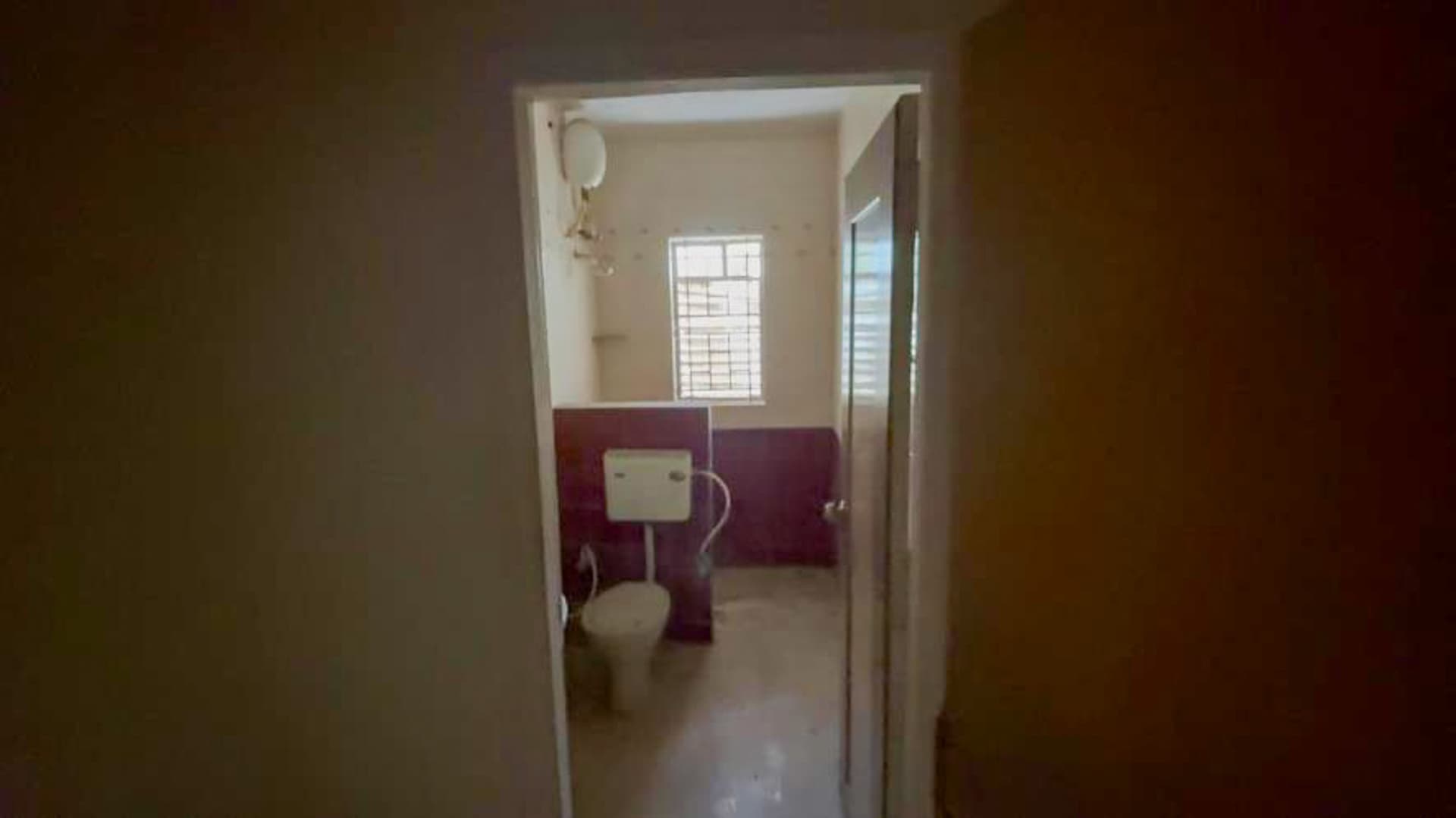 Property Photos 11