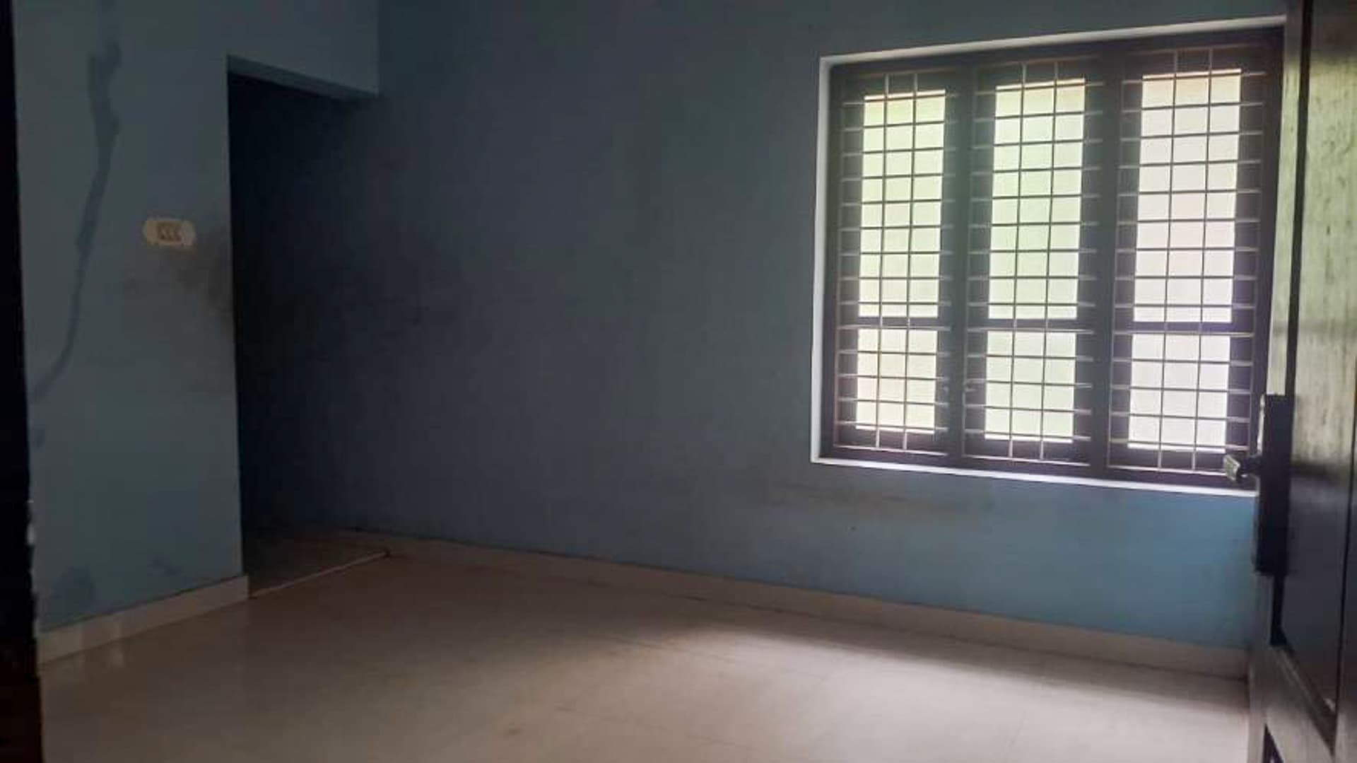 Property Photos 26