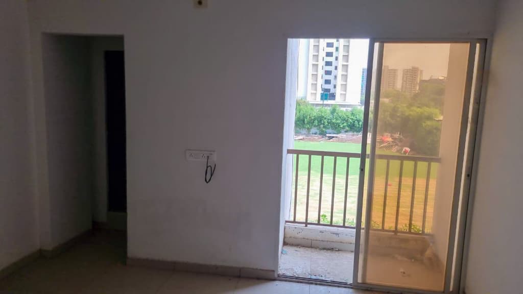 Property Photos 12