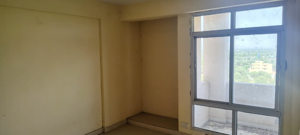 Property Photos 7